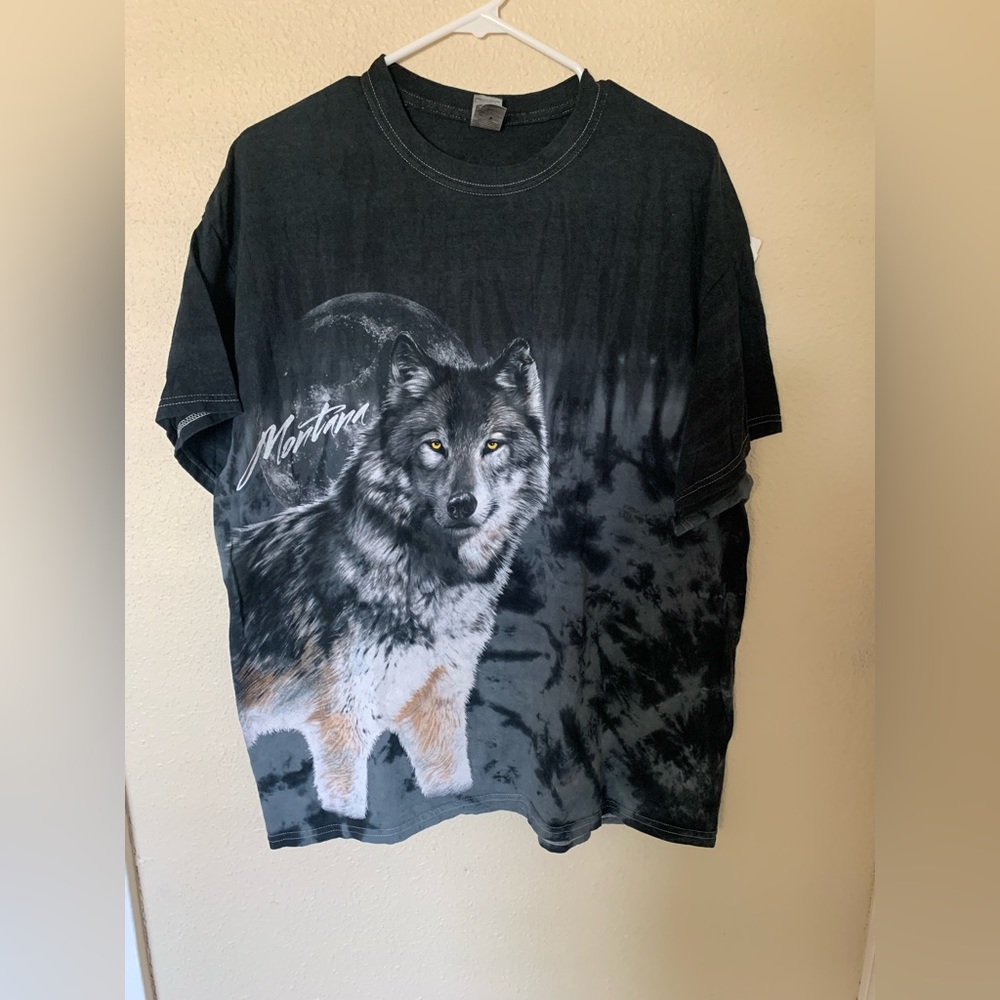 Unisex vintage wolf tee XL